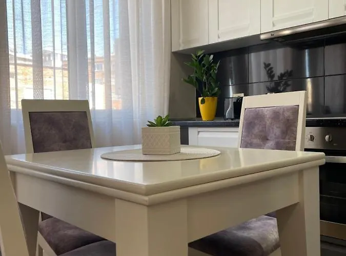 Tirana New Bazaar-Apartment 1